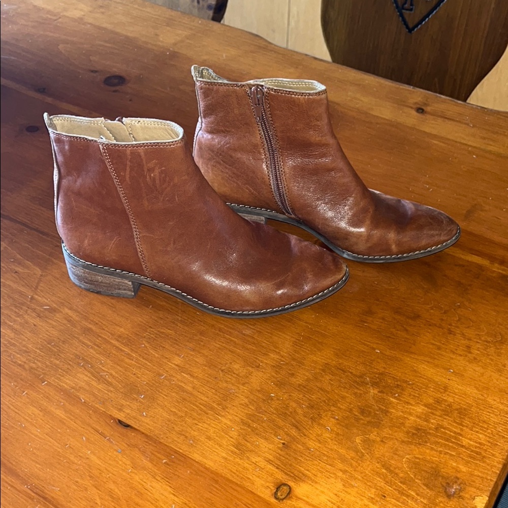 Lucky Brand Bob Dylan style boots
